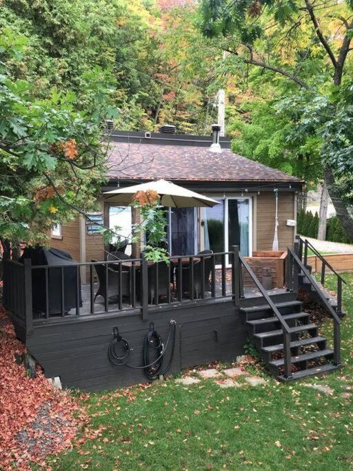 Om Chalet 2 Avec Spa Et Foyer Borde Du Fleuve Saint-Pierre-de-l'Ile-d'Orleans Экстерьер фото